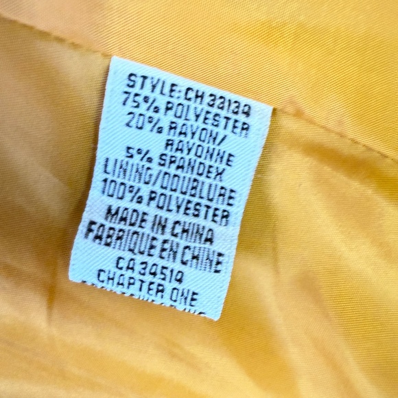 Bold mustard blazer—instant outfit brightener 💛 - Picture 8 of 8